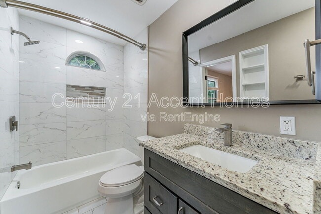 Building Photo - 13566 Princedale Dr