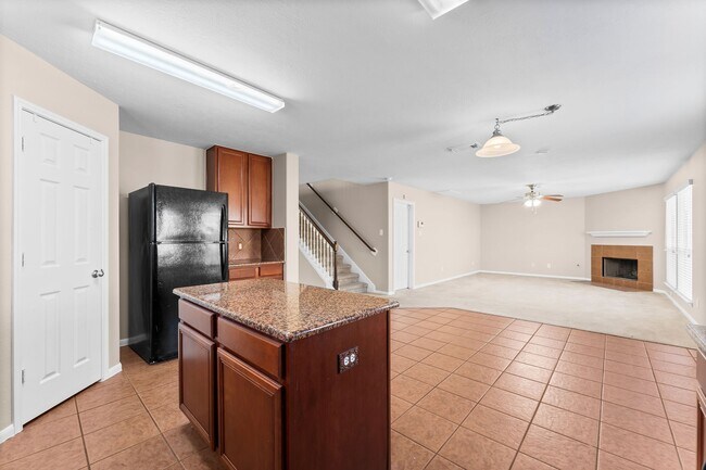 Building Photo - 8338 Loetsch Ridge Way