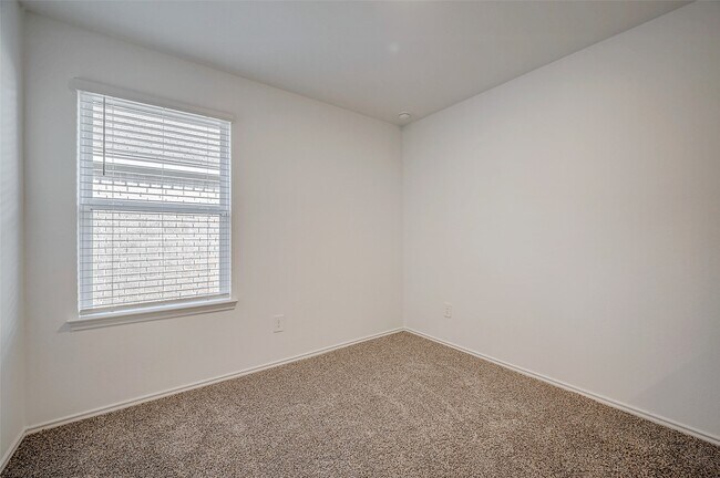 Building Photo - 24307 Oriole Summit Dr