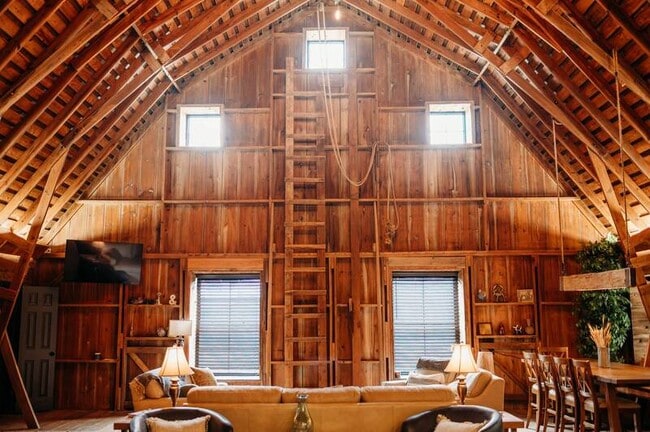 Building Photo - 19920 NW Farley Hampton Rd