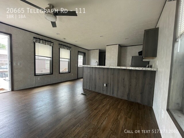Building Photo - 20665 Telegraph Rd