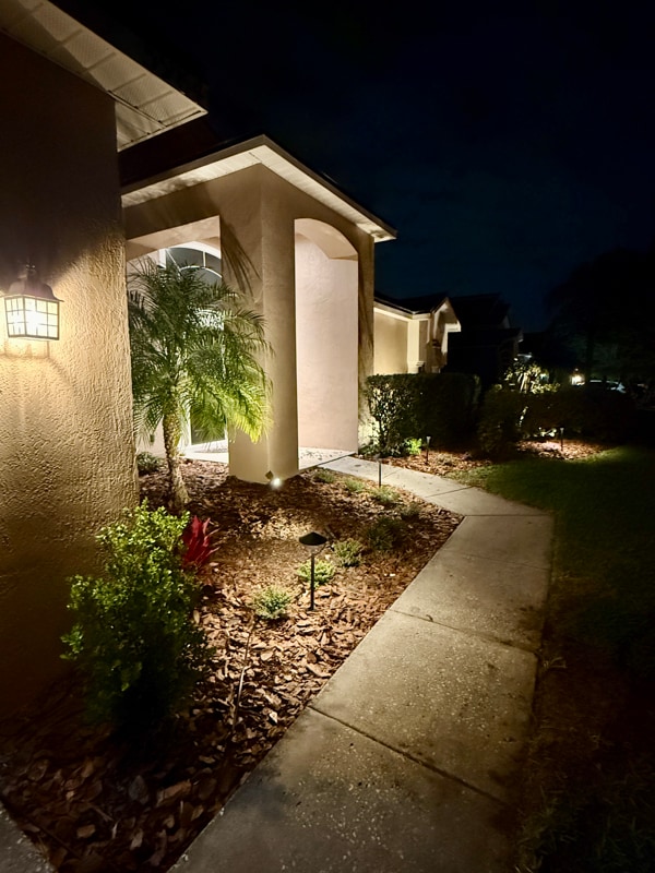 Building Photo - 5984 Jessica Dr