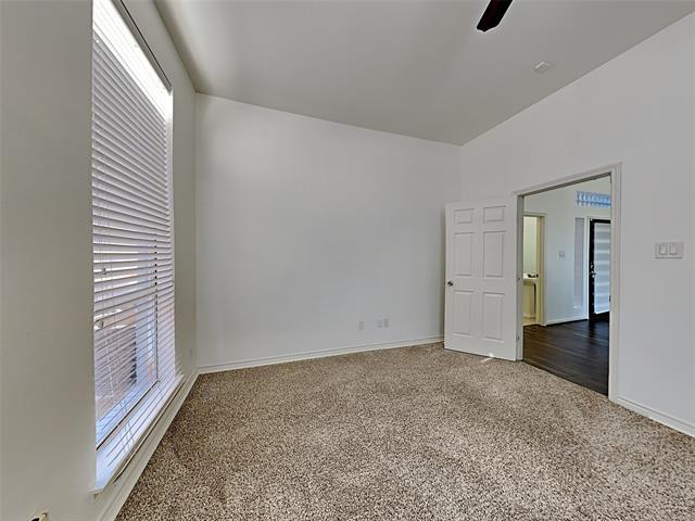 Building Photo - 4322 Duck Pond Ln