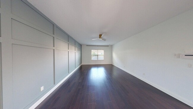 Building Photo - 6 BR  5 BA  LUXURY POOL HOME -  Fells Landing Subdivision- Minutes to Medical City!