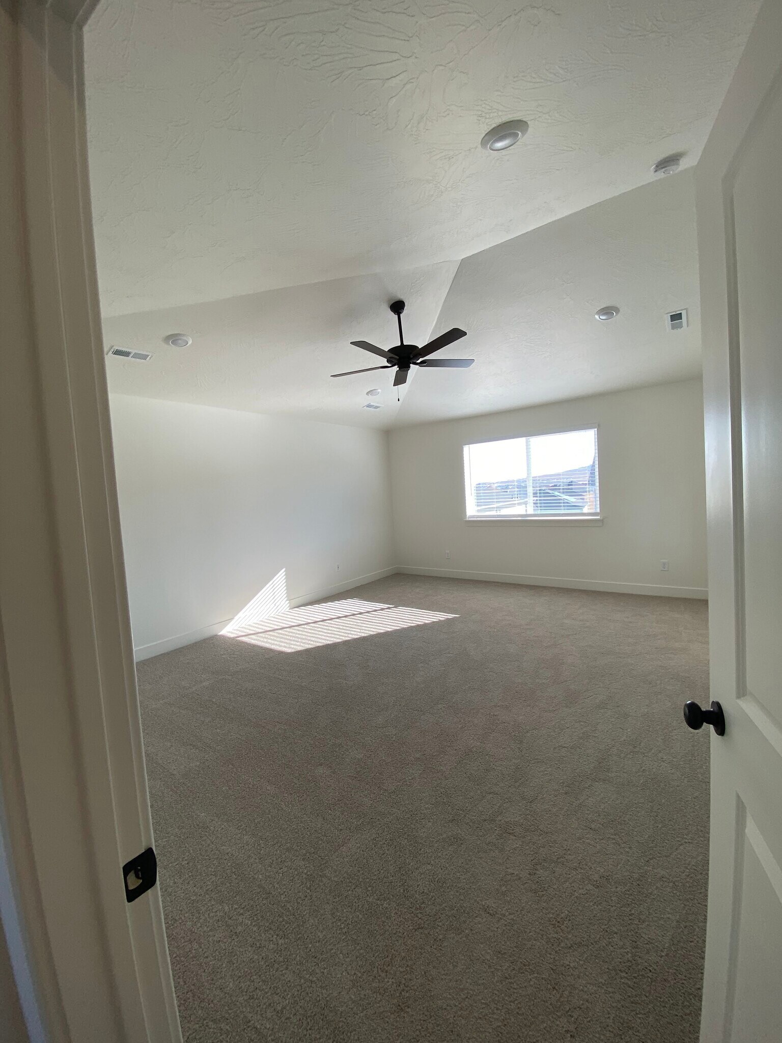 MASTER BEDROOM 2 - 4572 E Fall Harvest Rd