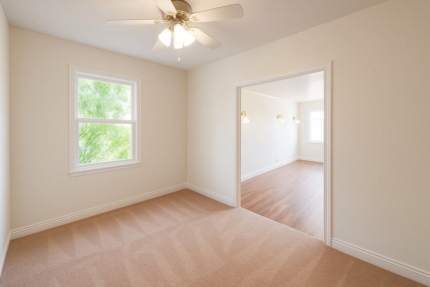 Building Photo - 242 Linda Vista Dr