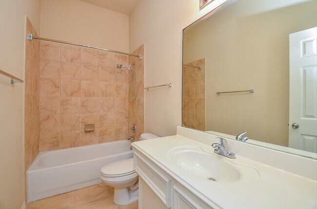 Building Photo - 5915 Turkey Creek