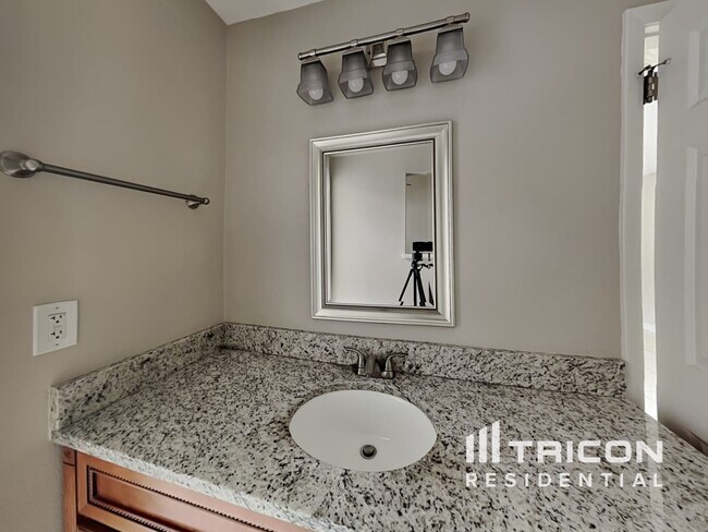 Building Photo - 1670 Avalon Blvd