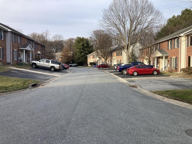 Building Photo - 4705 Weatherhill Dr