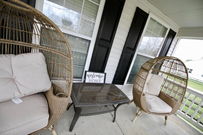 Building Photo - 7543 Ashley Meadow Dr