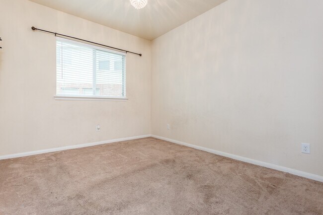 Building Photo - 5506 Stonefield Ct