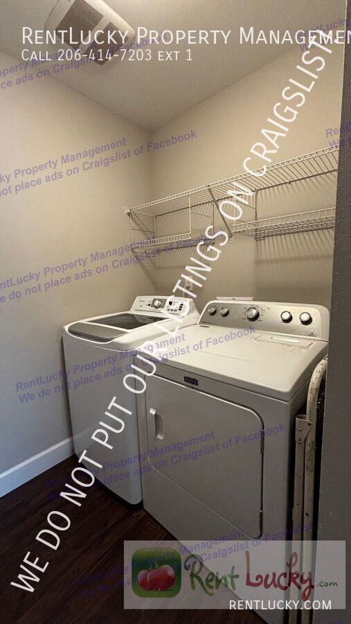 Building Photo - 14633 201st Ave E