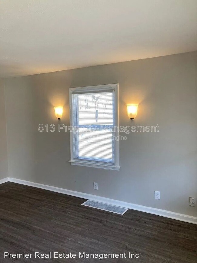 Building Photo - 7614 Eby Ave