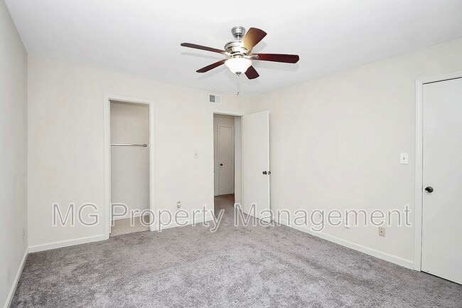 Building Photo - 3726 Park Rd