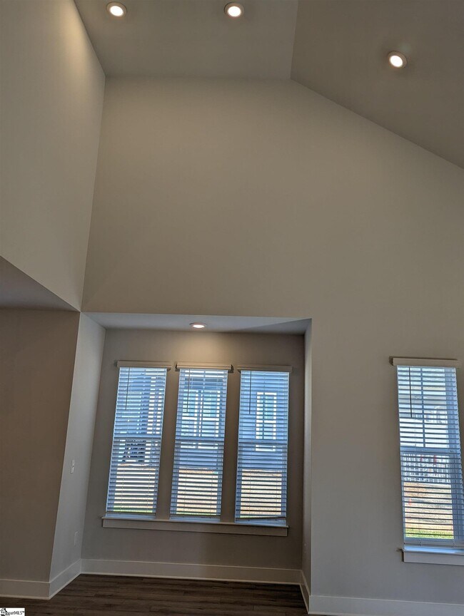 Building Photo - 303 Grange Vly Ln