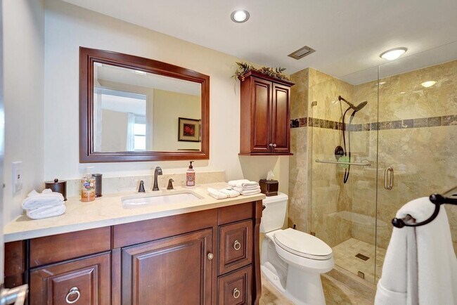 Building Photo - 2000 S Ocean Blvd