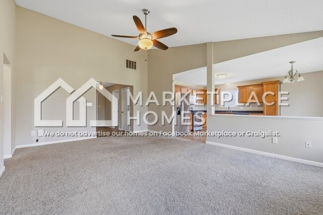 Building Photo - 5264 Brassie Dr