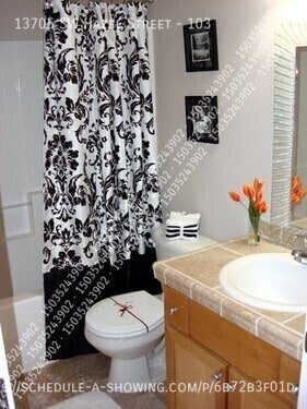 Building Photo - 13705 SW Hazel St