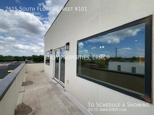 Building Photo - 2615 S Flores St