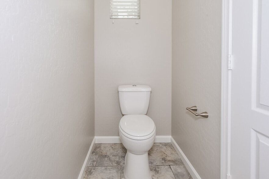 Building Photo - 9044 Catching Ct