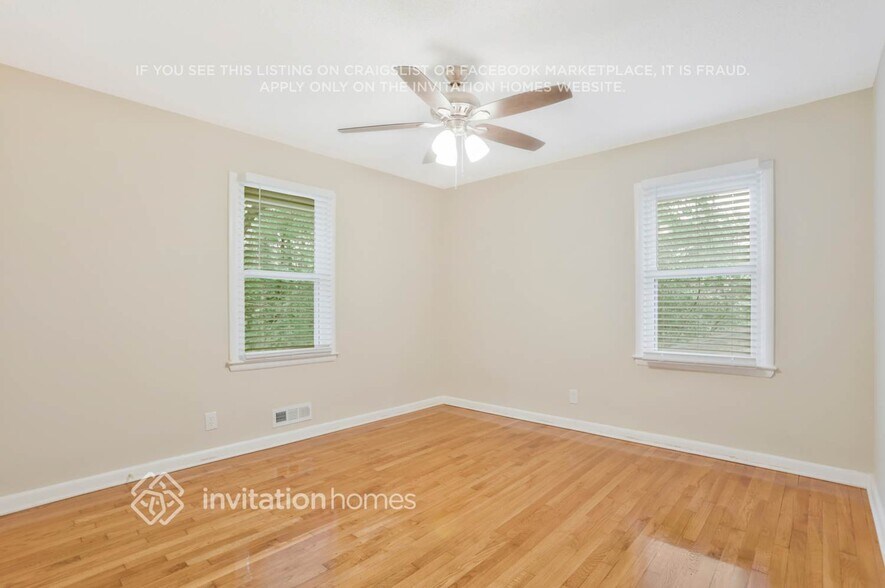 Building Photo - 317 Bromack Dr SE