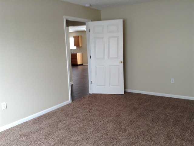 Building Photo - 928 Delhi Dr