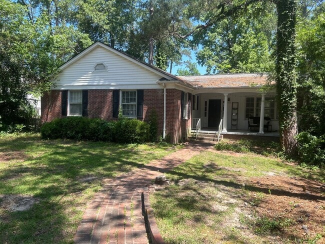 Primary Photo - 3119 Trenholm Rd
