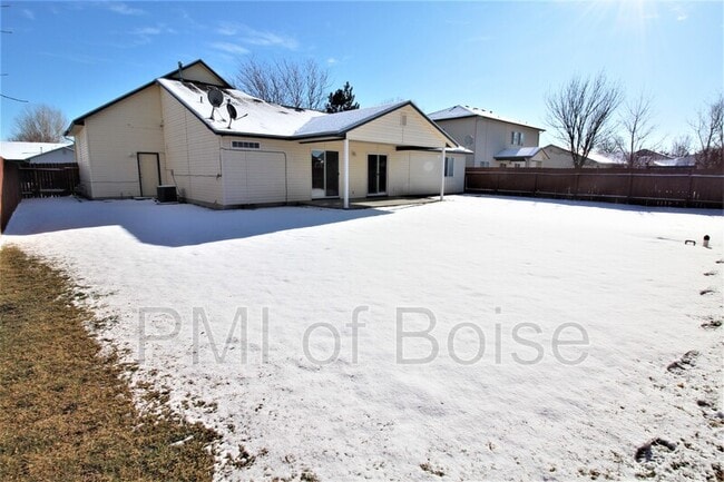 Building Photo - 4353 S Wildbrook Ave