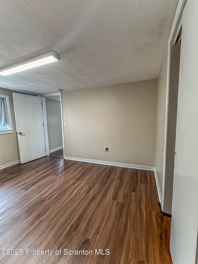 Building Photo - 502 Cypress St