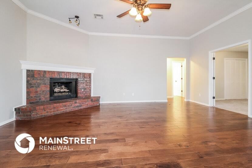 Building Photo - 3701 Harmony Dr
