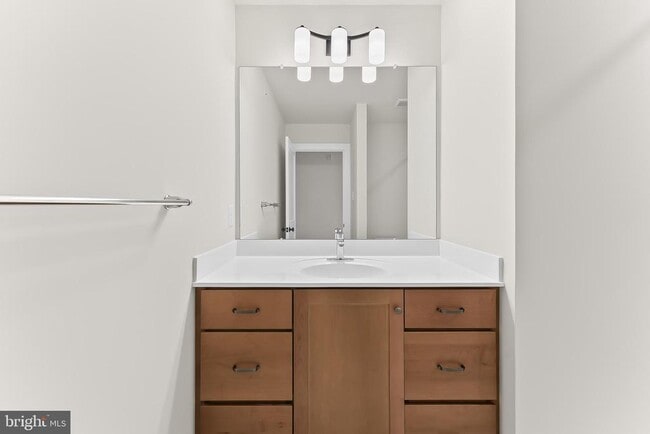 Building Photo - 734 S Matlack St