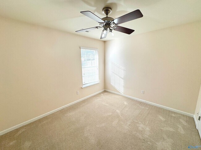 Building Photo - 101 Forest Glade Dr