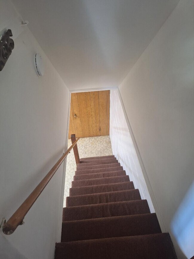 Building Photo - 5118 Pembroke Ave