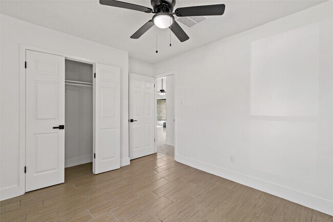 Building Photo - 10319 Sand Pass Ln