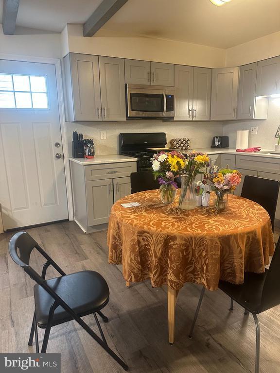 Building Photo - 510 S Juniper St