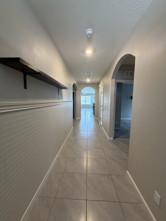 Building Photo - 5306 Entertainment Way