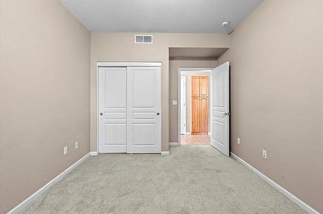 Building Photo - 1360 Shady Ln