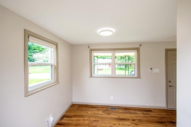 Building Photo - 169 Wilmar Ave
