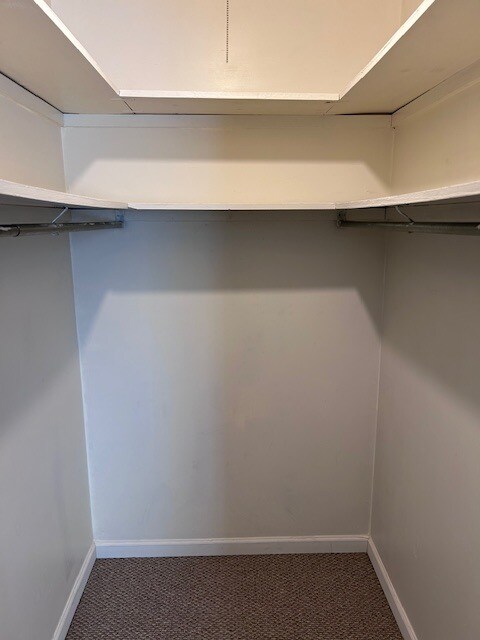 Building Photo - 5 Robbie Ridge