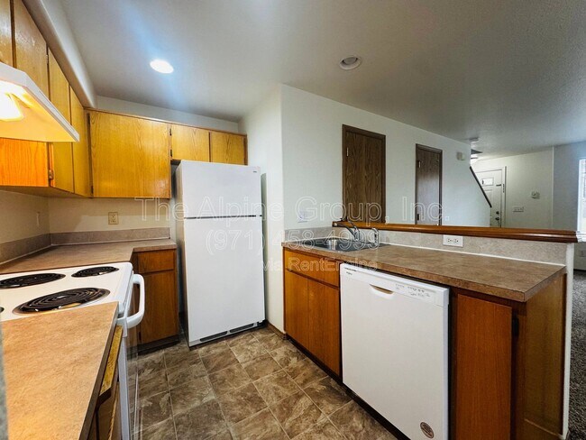 Building Photo - 8314 SE Yamhill St