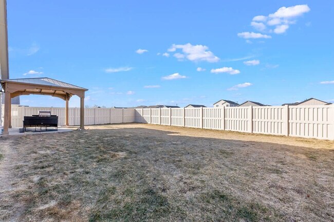 Building Photo - 3905 Winged Dove St