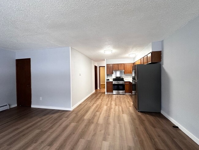 Building Photo - k933w