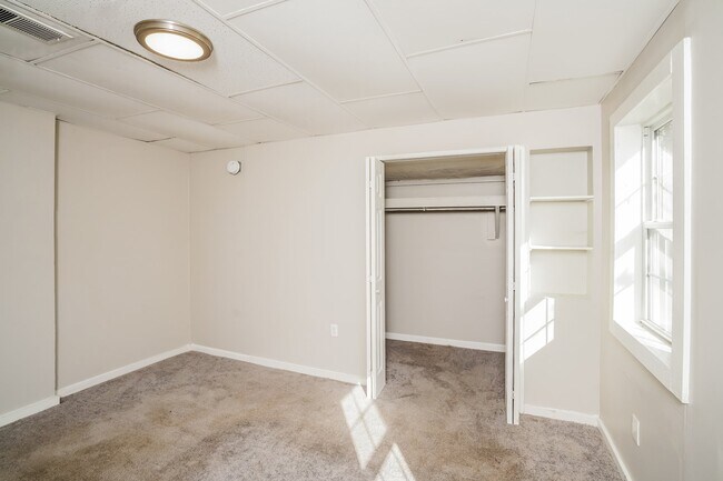 Building Photo - 820 Penn St