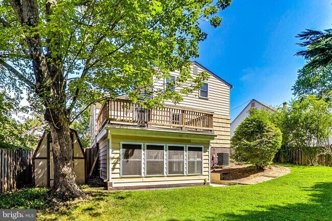 Building Photo - 4112 Spruell Dr