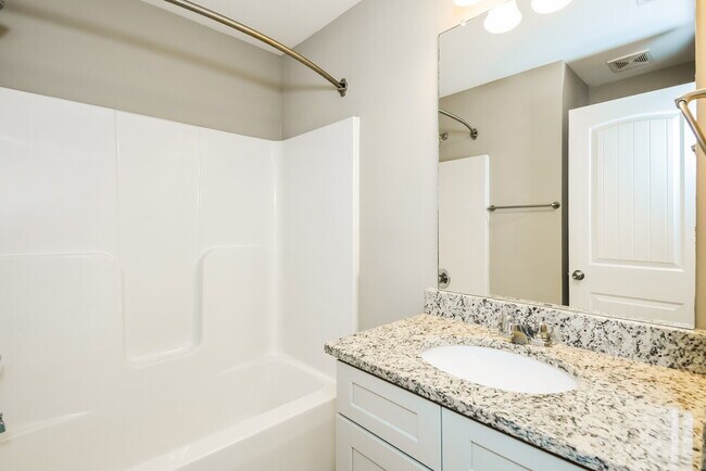 Building Photo - 41 Moss Way