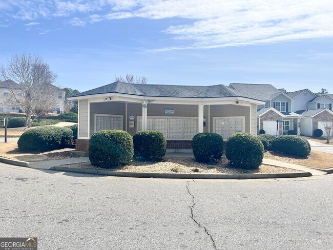 Building Photo - 4713 Autumn Rose Trail