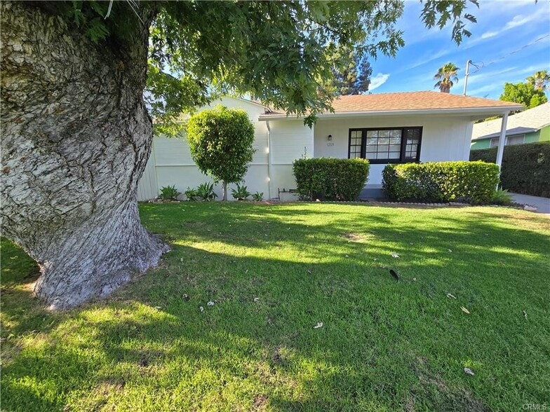Building Photo - 12329 Emelita St