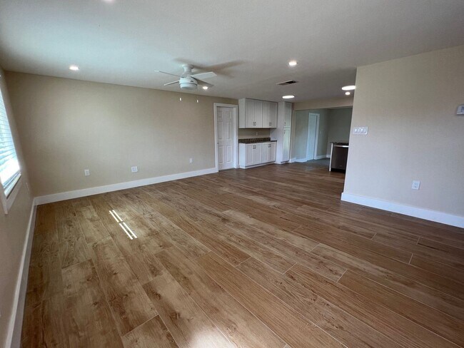 Building Photo - 2 br, 2 bath House - 190 Norfolk Avenue