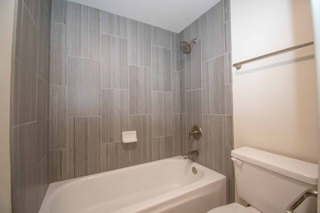 Building Photo - Updated North Park 2 Bedroom Home With Garage and In Unit W/D
