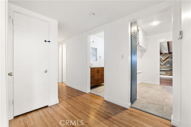 Building Photo - 25046 Feijoa Ave